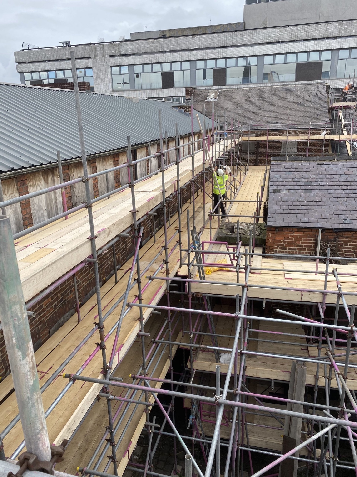 Commercial scaffolding project